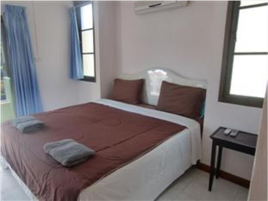 Happy Guest House Phuket Extérieur photo